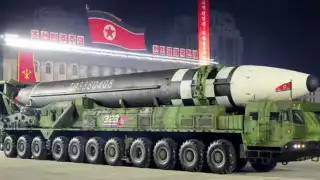 Corea del Norte prueba un nuevo dron submarino capaz de generar un "tsunami radiactivo superpoderoso"