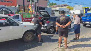 Choque por alcance en Campeche deja dos lesionadas y caos vial en la Álvaro Obregón