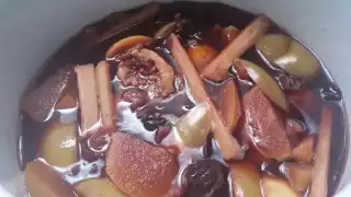 No existe la Navidad sin Ponche: Así puedes preparar esta tradicional bebida