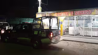 A punta de pistola, asaltan una taquería en Ciudad del Carmen