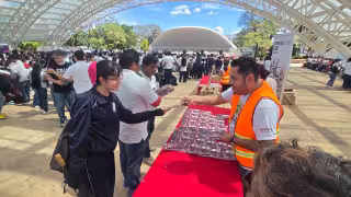 Campeche se suma al proyecto 25 para 25; tres mil libros entregados a jóvenes