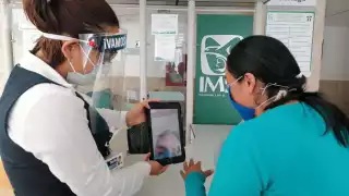 La duración de este Permiso covid es de hasta por 7 días para derechohabientes con síntomas y de 5 días para las personas asintomáticas