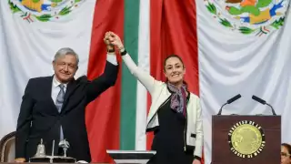El presidente AMLO habla sobre las encuestas de Morena