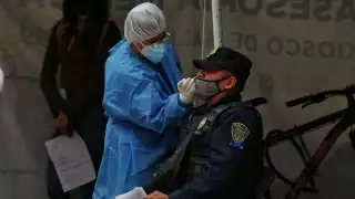 López-Gatell proyecta una tendencia de descenso de la tercera ola de COVID-19