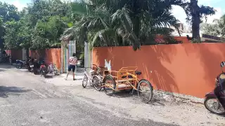 Los padres de familia aseguran que la tesorera recibió dos depósitos de 200 mil pesos de los cuales