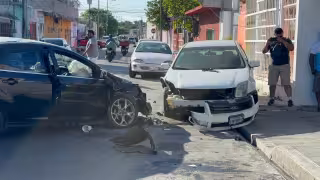 Conductor alcoholizado provoca choque en Vicente Suárez, Campeche