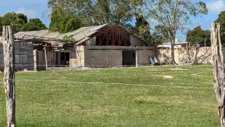 Abandonado y cercado luce hoy en día