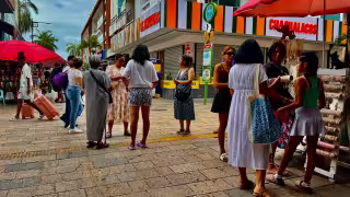 Ventas en mercado municipal de Playa del Carmen caen más de 50%, reportan locatarios