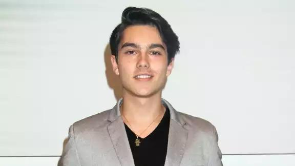 Sergio Mayer Mori dijo que lo que su padre dijo es ridículo