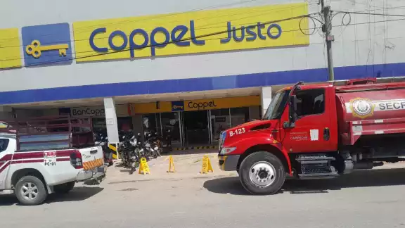 La fuga de gas fue atendida por los bomberos La fuga de gas fue atendida por los bomberos