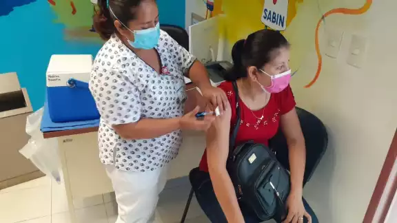 Secretaría de Salud informó que se tiene en registro de espera ya con su solicitud a más de 700 ciudadanos de diversas edades Secretaría de Salud informó que se tiene en registro de espera ya con su solicitud a más de 700 ciudadanos de diversas edades