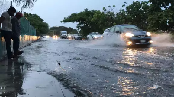 Solo tres municipios mantienen la alerta naranja en Quintana Roo. Foto: Por Esto!