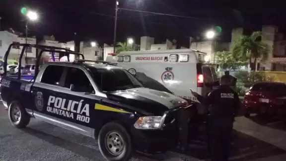 La víctima a bordo de la unidad médica fue trasladada a un hospital para su debida atención médica La víctima a bordo de la unidad médica fue trasladada a un hospital para su debida atención médica