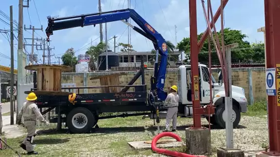 CFE explicó que el suministro de energía eléctrica en Playa del Carmen se vio afectado "por actos de vandalismo" CFE explicó que el suministro de energía eléctrica en Playa del Carmen se vio afectado "por actos de vandalismo"