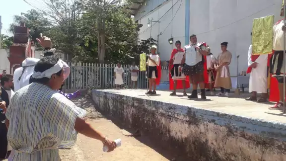 Los internos del Cereso de Mérida se encargan de representar el Viacrucis Los internos del Cereso de Mérida se encargan de representar el Viacrucis