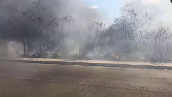 El fuego comenzó por un vecino que intentó quemar su basura El fuego comenzó por un vecino que intentó quemar su basura