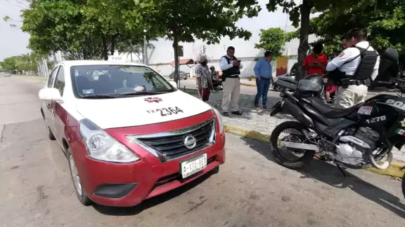 Ninguno de los conductores se ponía de acuerdo tras armar una discusión en la vía pública Ninguno de los conductores se ponía de acuerdo tras armar una discusión en la vía pública