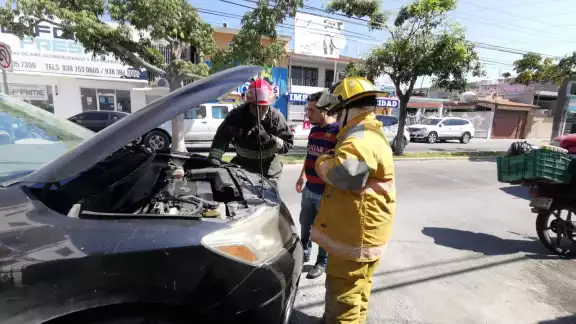 La camioneta registró solamente daños menores La camioneta registró solamente daños menores