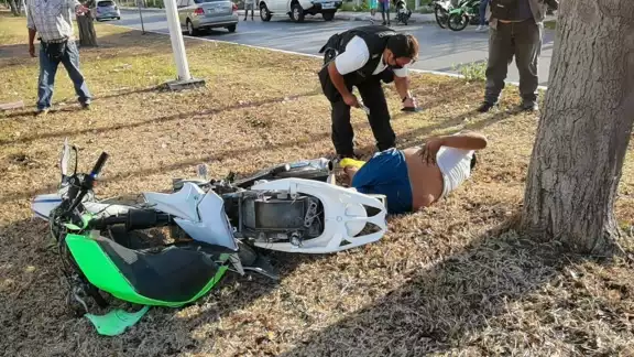 El joven fue atendido por paramédicos del SAMU