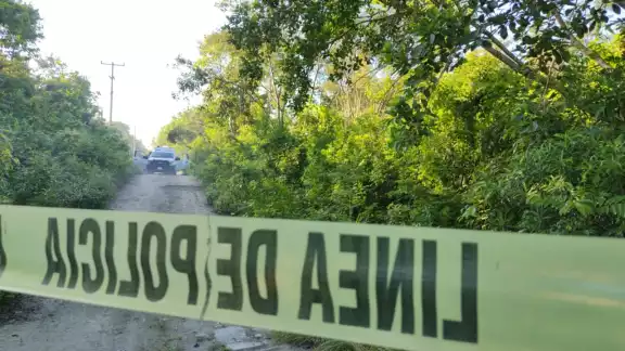 El hallazgo se hizo a las 8:00 a.m. de hoy; quien lo encontró se encontraba en medio de un paseo con su mascota El hallazgo se hizo a las 8:00 a.m. de hoy; quien lo encontró se encontraba en medio de un paseo con su mascota