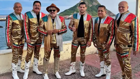 Mi Banda el Mexicano cuenta con varios éxitos musicales Mi Banda el Mexicano cuenta con varios éxitos musicales