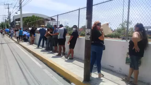Serán tres las sedes que funcionen como módulos de vacunación en un horario de 8:00 de la mañana a 6:00 de tarde Serán tres las sedes que funcionen como módulos de vacunación en un horario de 8:00 de la mañana a 6:00 de tarde