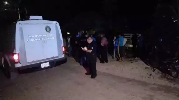 El infortunado fue identificado como Héctor; el cuerpo fue levantado por elementos forecenes El infortunado fue identificado como Héctor; el cuerpo fue levantado por elementos forecenes