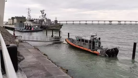 Los pescadores aseguran que el crimen organizado tiene bien medidos los movimiento de la Sedena y por eso se le adelantan Los pescadores aseguran que el crimen organizado tiene bien medidos los movimiento de la Sedena y por eso se le adelantan