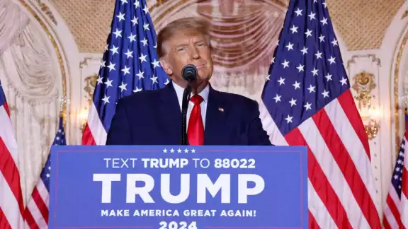 Trump irá a juicio durante el corazón de las primarias de nominación presidencial de 2024, cuando él y sus rivales para ser el candidato republicano recorrerán el país para obtener apoyo Trump irá a juicio durante el corazón de las primarias de nominación presidencial de 2024, cuando él y sus rivales para ser el candidato republicano recorrerán el país para obtener apoyo