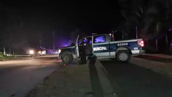 Los sujetos empezaron a actuar sospechosamente y se internaron en la maleza para perder a la policía Foto: Por Esto! Los sujetos empezaron a actuar sospechosamente y se internaron en la maleza para perder a la policía Foto: Por Esto!