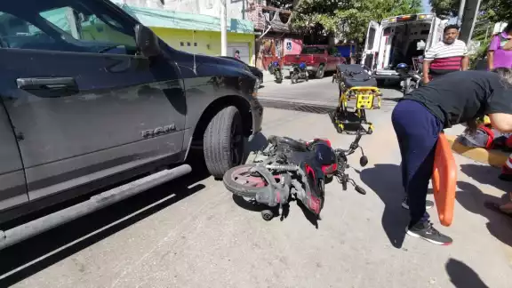 El motociclista fue trasladado a un hospital