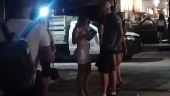 Locatarios de la Quinta Avenida de Playa del Carmen externaron su enojo por la presencia de sexoservidoras en la zona Locatarios de la Quinta Avenida de Playa del Carmen externaron su enojo por la presencia de sexoservidoras en la zona