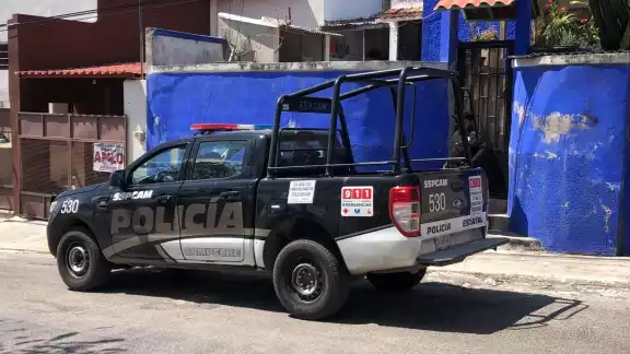 La mujer fue detenida por la policía de Campeche La mujer fue detenida por la policía de Campeche