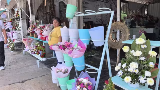 Comerciantes ajustan precios y estrategias para el 10 de mayo