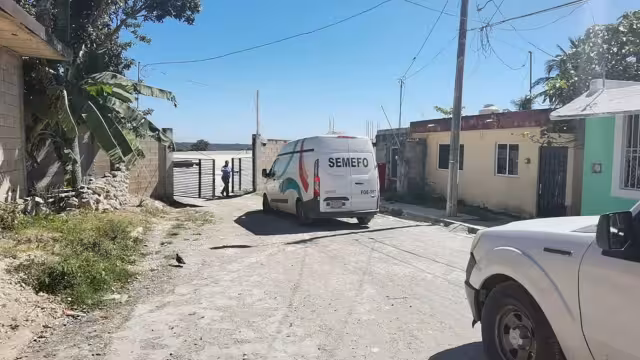 Vecinos aseguran que el olor se sentía desde hace varios días