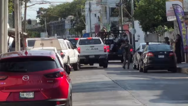 Fuerte despliegue federal en Carmen: aseguran inmueble y detienen a tres