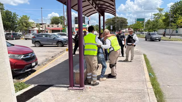 Motociclista adulto mayor termina herido tras accidente en el barrio de Santa Ana
