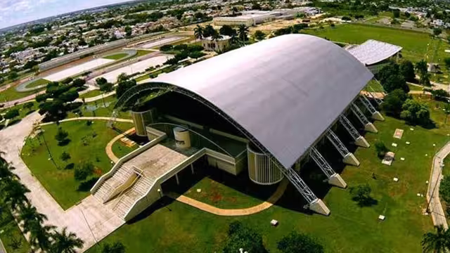 Se arreglarían las canchas, sistemas hidráulicos y pistas atléticas