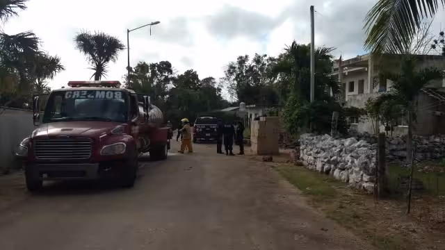 Los bomberos acudieron al lugar de los hechos