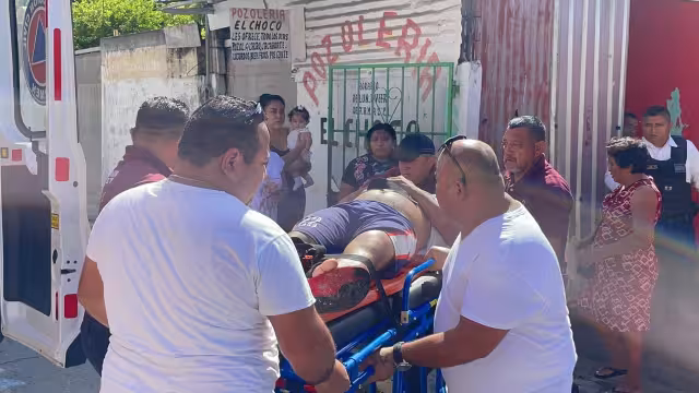 Lo trasladaron de emergencia al hospital general de la isla