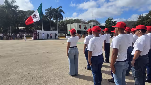 Más de 200 jóvenes de la clase 2007 iniciaron su Servicio Militar Nacional.