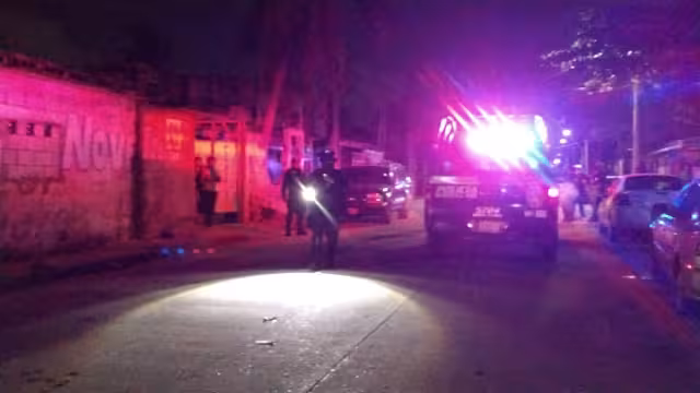 Dos hombres dispararon contra la vivienda esta noche