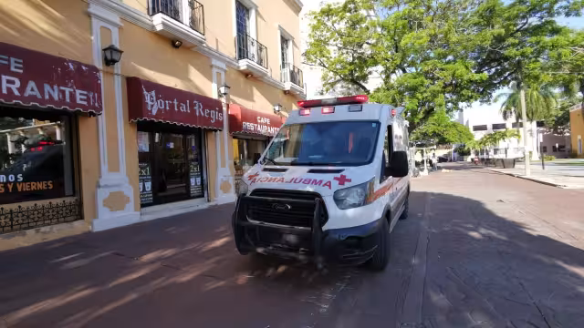 El violento hecho ocurrió cerca de las 17:10 horas, al interior del restaurante “Portal Regis” ubicado en  la Colonia Centro
