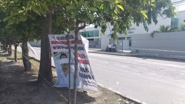 Las madres buscadoras seguirán el bloqueo hasta que se vincule a proceso.