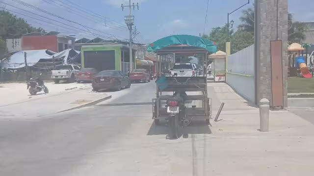 La mujer fue atendida por paramédicos de la Cruz Roja
