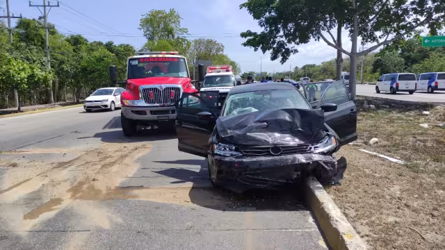 Dos personas  resultaron heridas, una mujer y su hijo