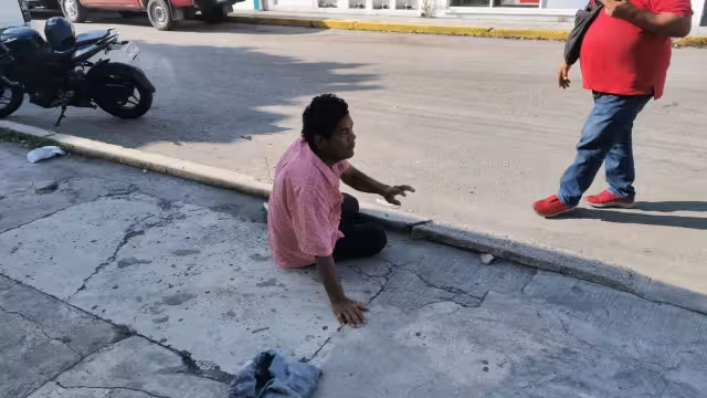 El hombre solo se encontraba dormido y en estado de ebriedad