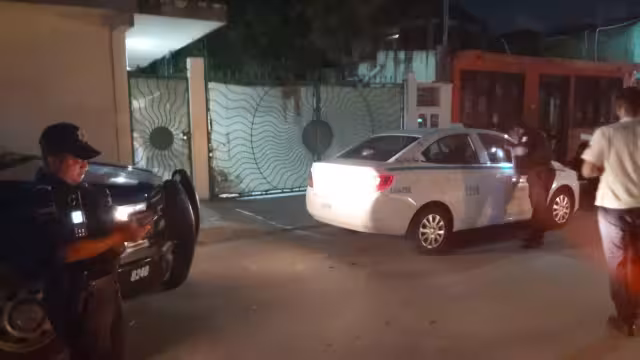 El taxi fue recuperado poco después del robo