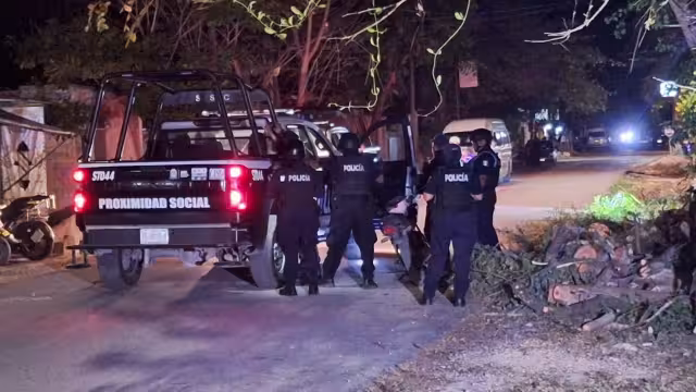 En las primeras horas de la mañana en las calles de la colonia Cecilio Chi se pudo observar la presencia de elementos