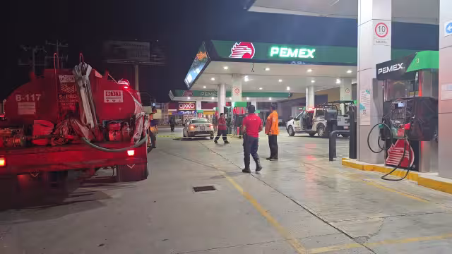 Herido con quemaduras tras incidente en estación de gasolina